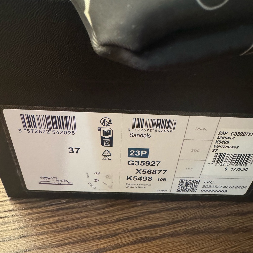 CHANEL Black and White Logo Dad Sandals - Picture 13 of 16